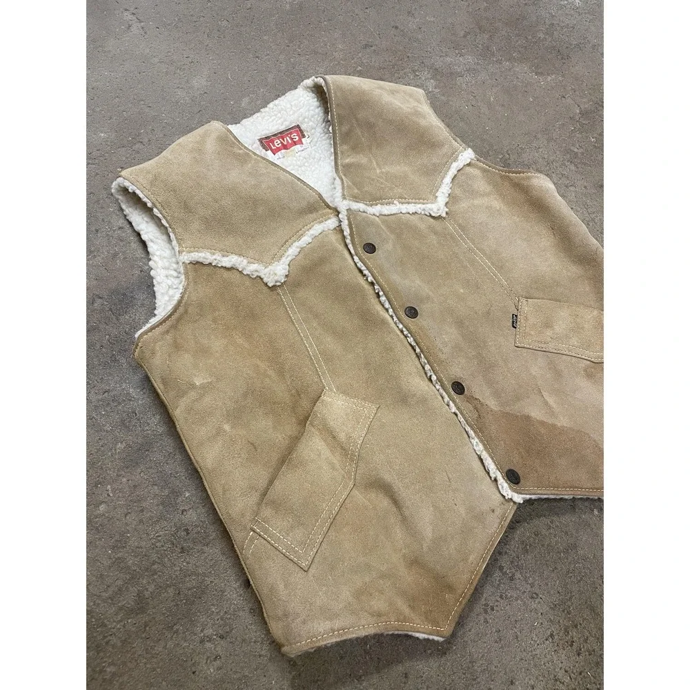 Vintage Levi's Vest‎ Mens Medium Beige Suede Sherpa Lined Western 60608-9724
